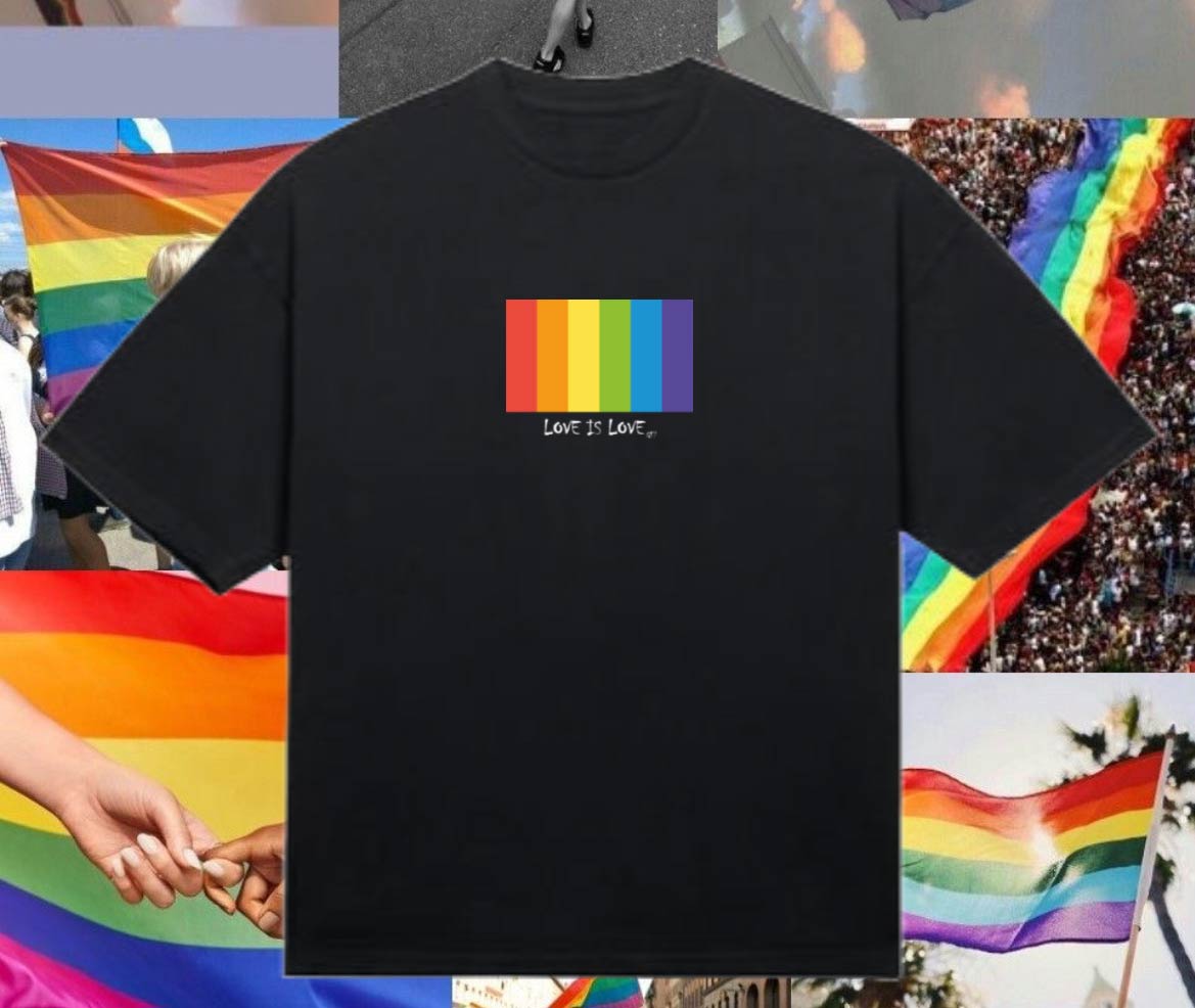CAMISETA LOVE IS LOVE